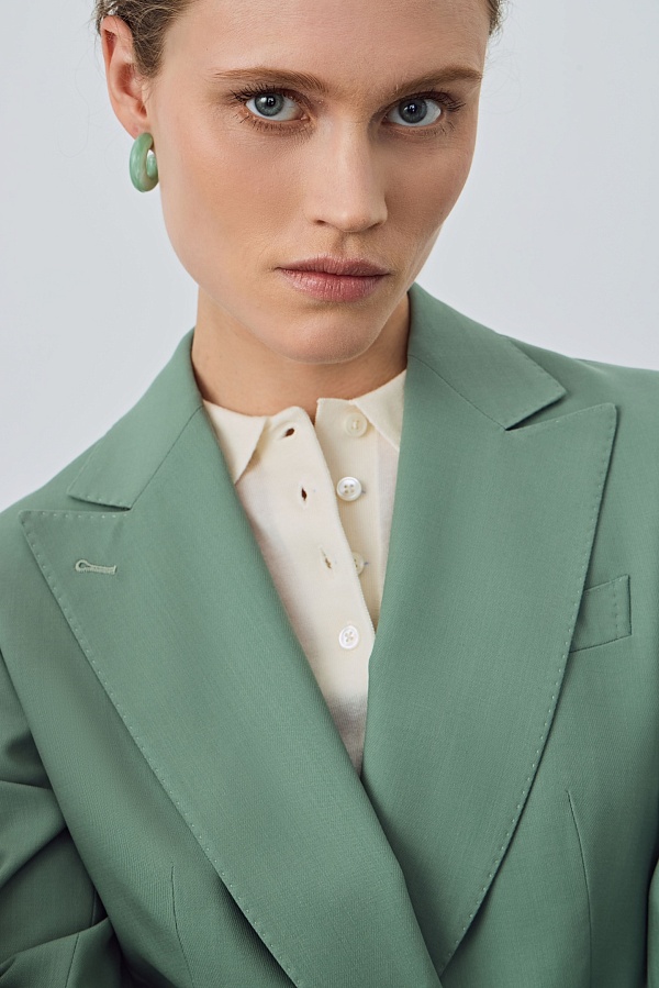 	 Инвестируй в гардероб: 10 жакетов, которые будут актуальны в 2026 году. Фото 9