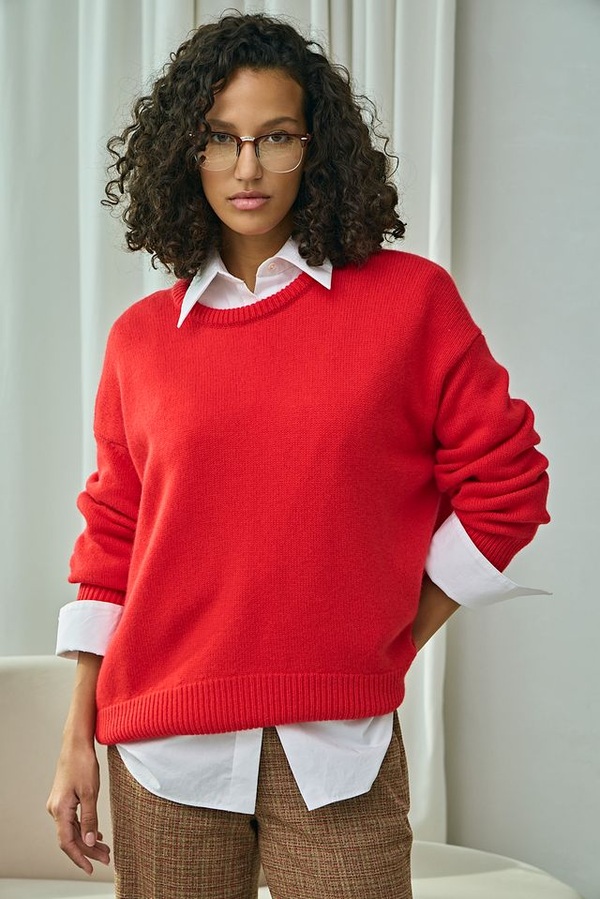 Стилизуем свитеры-оверсайз, чтобы они не полнили. Фото 6