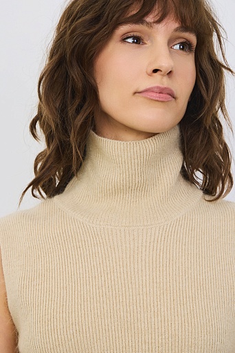 Топ без рукавов, песочный