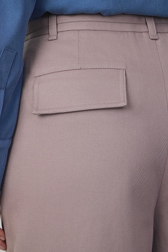 Широкие брюки с декоративным поясом, цвет серый