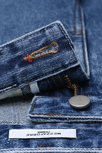 Прямые джинсы, темно-голубые