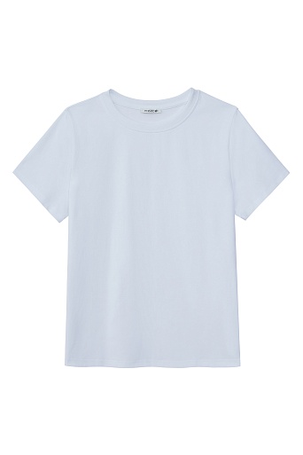 Базовая футболка белого цвета
