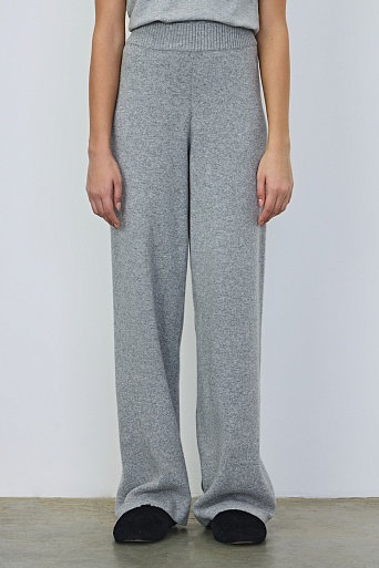 Свободные трикотажные брюки с кашемиром, светло-серые