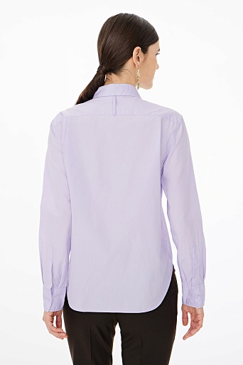 Лиловая блузка рубашечного покроя