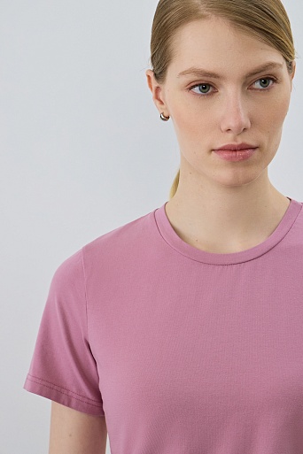 Базовая футболка из хлопка, ягодная