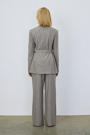 Двубортный жакет на поясе, серо-бежевый меланж