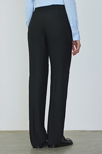 Костюмные брюки, черные