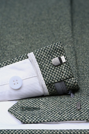 Прямые костюмные брюки из шерсти, серо-зеленые