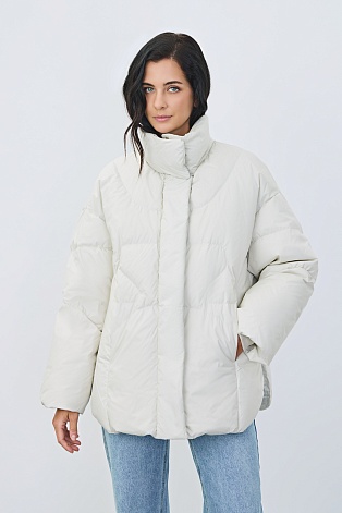 Пуховик с воротником стойкой, белый
