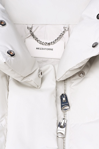 Пуховик оверсайз, цвет белый