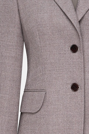 Жакет на двух пуговицах