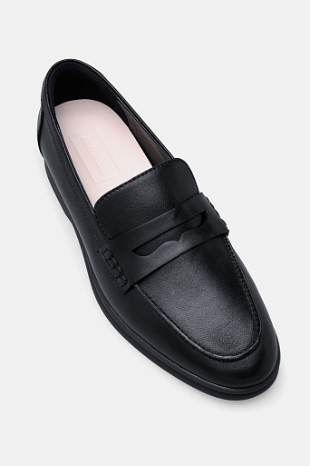 Черные кожаные лоферы