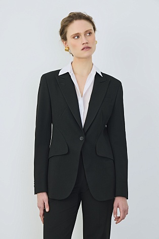 Приталенный жакет с фигурными деталями, черный