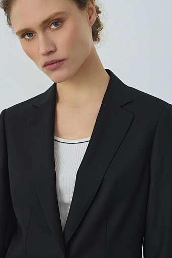 Приталенный жакет из шерсти, черный