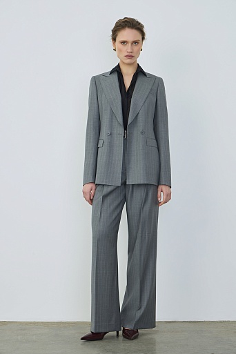 Широкие костюмные брюки из шерсти в меловую полоску, серые
