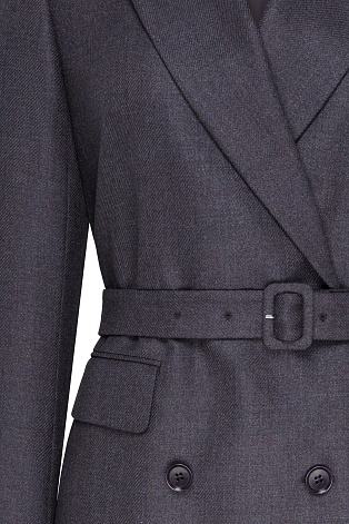 Двубортный костюмный жакет на поясе
