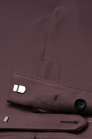 Прямые костюмные брюки со стрелками, винные