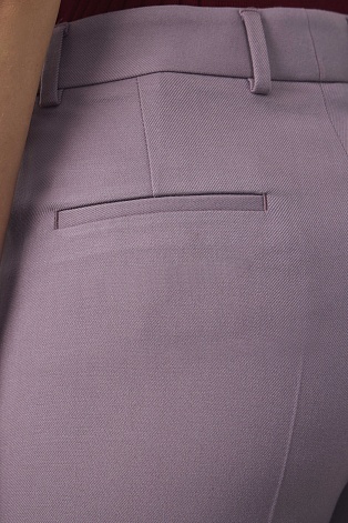 Прямые брюки со стрелками, цвет фиолетовый MARIA