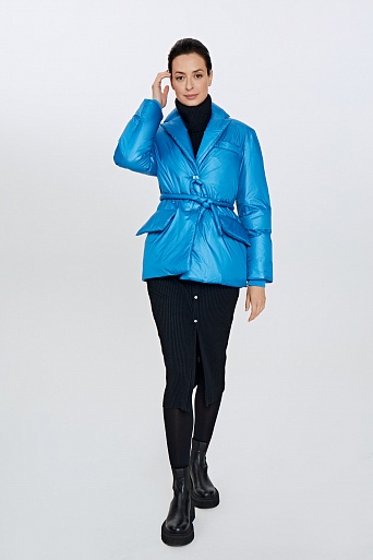 Ярко-голубая куртка-пиджак на пуху