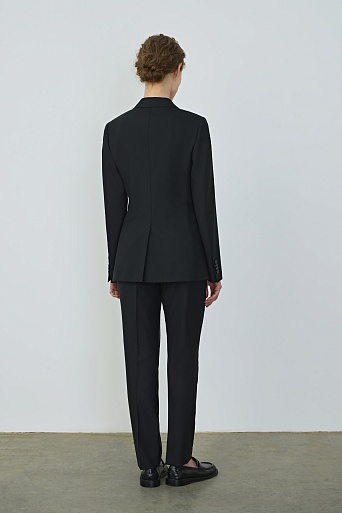 Приталенный жакет из шерсти, черный