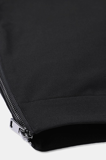 Прямые брюки со стрелками, черные