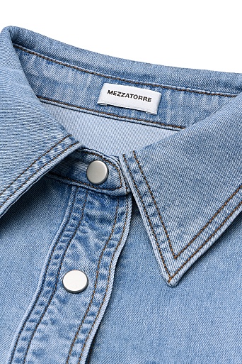 Джинсовая рубашка