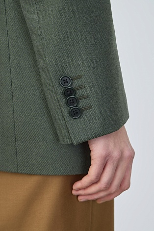 Удлиненный жакет из шерсти на одной пуговице, цвет шалфей