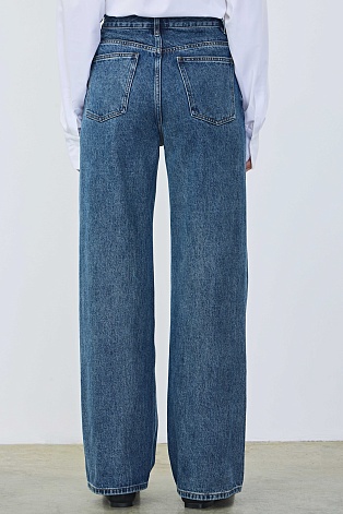 Прямые джинсы, темно-голубые