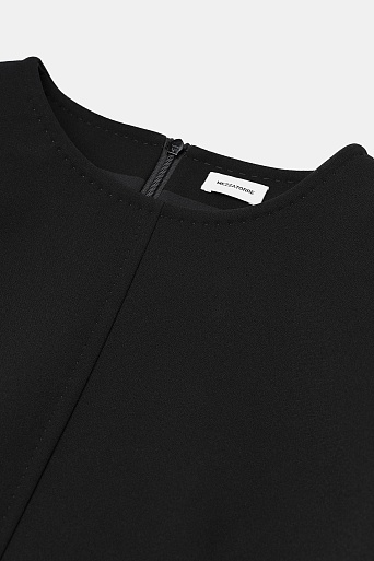 Платье с коротким рукавом, черное