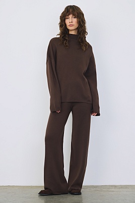 Трикотажный костюм из шерсти, шоколадный