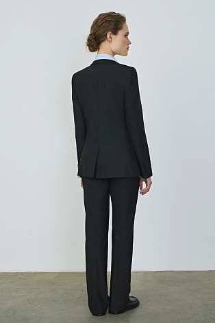 Приталенный жакет, черный