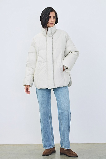 Пуховик с воротником стойкой, белый