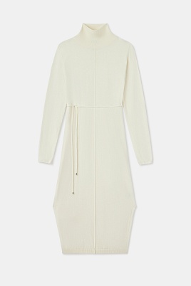 Трикотажное платье с пояском, молочное