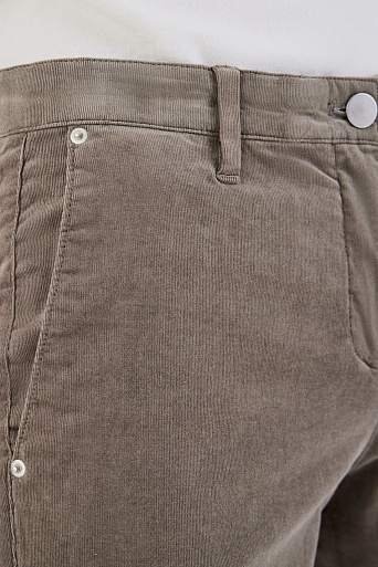 Вельветовые брюки серо-коричневого цвета