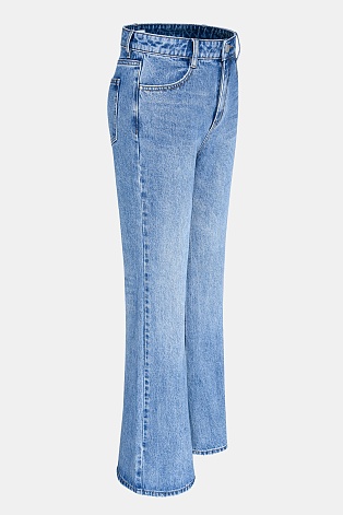 Голубые джинсы-клеш