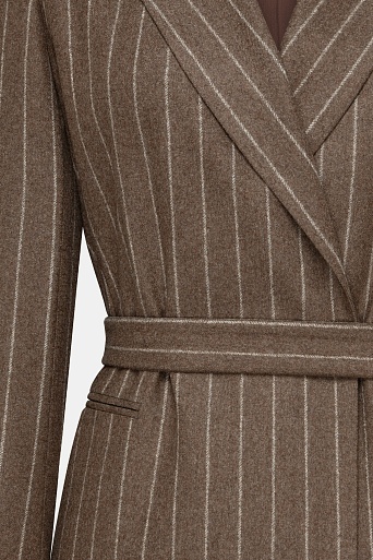 Удлиненный жакет в полоску на поясе, коричневый