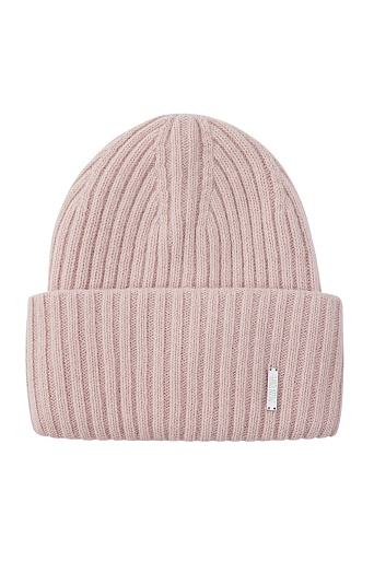 Объемная шапка пыльно-розового цвета