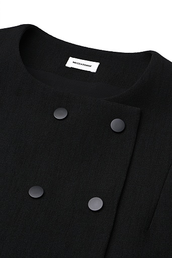 Приталенное платье с ассиметричной застежкой, черное