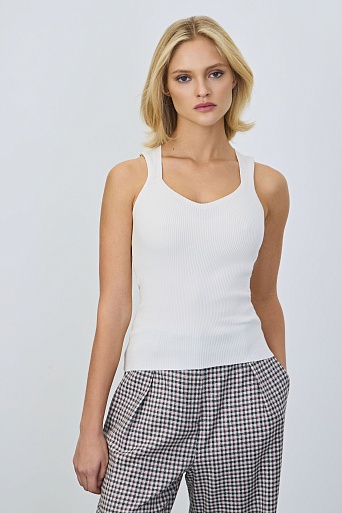 Топ в рубчик на широких бретелях, белый