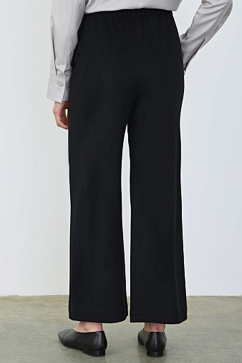 Кашемировые брюки свободного кроя, черные
