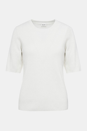 Белая футболка в рубчик