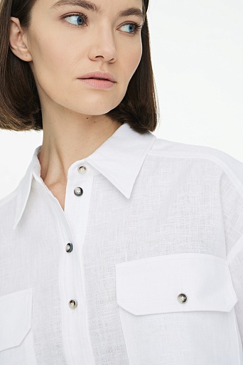 Белая укороченная блуза изо льна