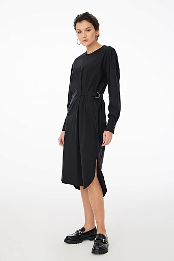 Черное ассиметричное платье с поясом