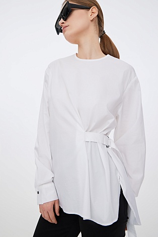 Ассиметричная блуза белого цвета